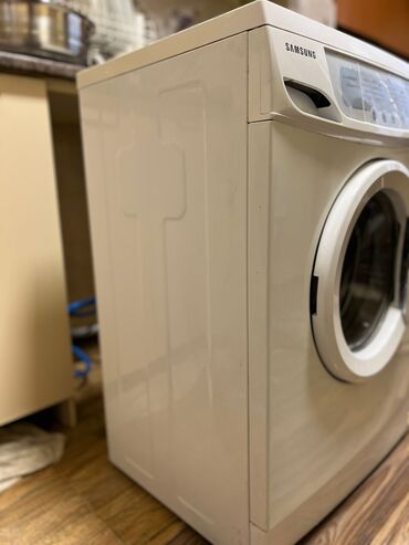 Paltaryuyan maşınlar: Samsung paltaryuyan satılır 40 manata.Təmirə ehtiyacı var Əlaqə — 13