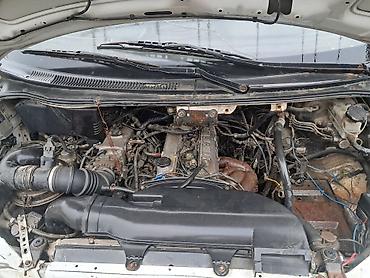 Hyundai: Hyundai H-1 (Grand Starex): 2.4 l | 2003 il Mikroavtobus — 8