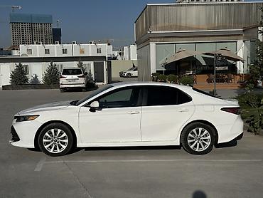 toyota hice: Toyota Camry: 2018 г., 2.5 л, Автомат, Бензин, Седан — 4