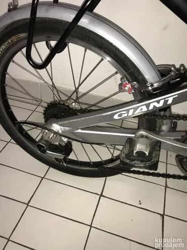 Bicikli za odrasle: Sklopivi bicikla HALF WAY Model sa viljuskama samo sa jedne strane na lalafo.rs — 2 Bicikli za odrasle: Sklopivi bicikla HALF WAY Model sa viljuskama samo sa jedne strane — 2