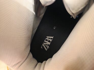 Botinkalar: Qış üçün kişi botları - Rəng: qara - Material: dərili üst hissə - — 10