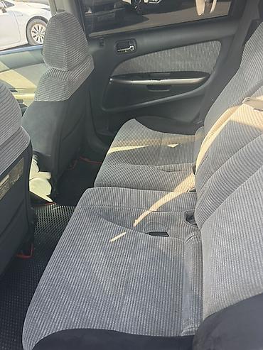 шторка хонда стрим: Honda Stream: 2001 г., 2 л, Автомат, Бензин, Минивэн — 6