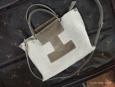 Другая женская одежда: ПРОДАЮ ДЕШЕВО УСПЕЙТЕ Разгружаем гардероб Много хороших вещей Цена at lalafo.kg — 20 Другая женская одежда: ПРОДАЮ ДЕШЕВО УСПЕЙТЕ Разгружаем гардероб Много хороших вещей Цена — 20