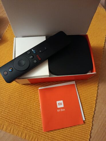 Aksesoari za TV i video: Android Mi box S — 2