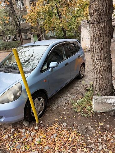 Haima: Honda Fit: 2005 г., 1.4 л, Кол менен иштөөчү, Бензин, Хетчбек — 4