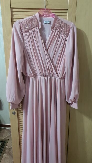 коктейльные платья бордового цвета: Платье вечернее в пол, нежно-розового цвета. - Материал: мягкая