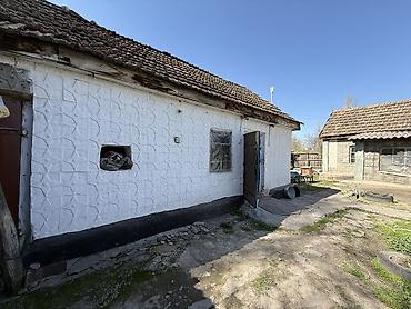 Продажа коттеджей и домов: Продается дом. г.Кара-Балта(в с.Вознесеновка). Дом состоит из — 3