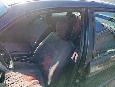 купить резину на ниву: Volkswagen Passat: 1988 г., 1.8 л, Механика, Бензин, Седан