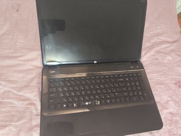 Apple MacBook: AMD A10, 8 GB, 17.3 "