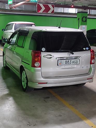 такта раум: Toyota Raum: 2003 г., Автомат, Бензин, Минивэн — 4