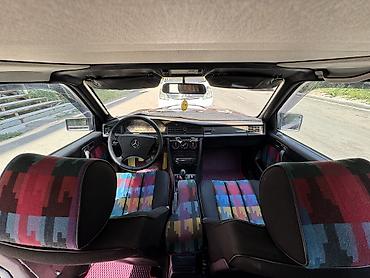 росо м7: Mercedes-Benz 190: 1992 г., 1.8 л, Механика, Бензин, Седан — 6