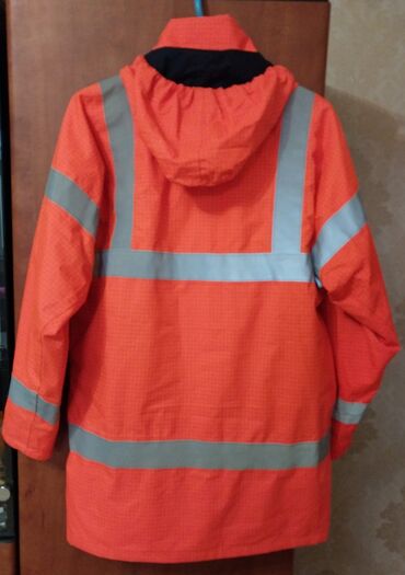 Digər kişi geyimləri: Uniforma. Kutka.az işlenmiş.sökuyu yoxdur.(Razmer:M-48)Qalındı. Su — 5