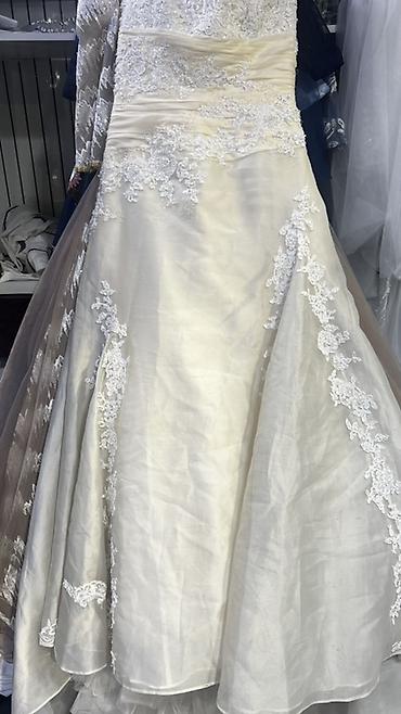 Вечерние платья: Вечернее платье, А-силуэт, Длинная модель, Фатин, С рукавами, С пайетками, Все размеры — 12