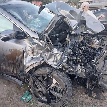 audi 100 c 4: Kia Sportage, серебристый кроссовер, (послелнее поколееия) год выпуска — 5