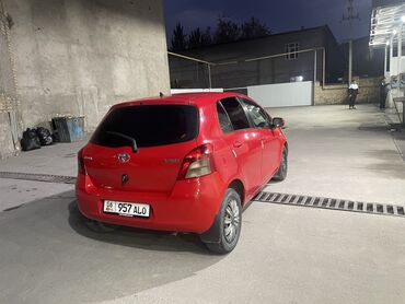 электромобил машина: Toyota Yaris: 2007 г., 1.3 л, Механика, Бензин, Хэтчбэк