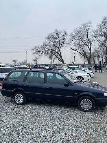 Volkswagen: Volkswagen Passat Variant: 1994 г., Механика, Бензин, Универсал — 5