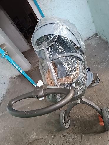 Коляски: Детская прогулочная коляска с дождевиком и москитной сеткой - — 1