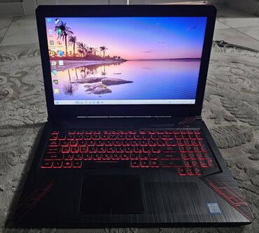 Ноутбуки: Ноутбук, Asus, 8 ГБ ОЗУ, Intel Core i5, 15.6 ", Б/у, Для работы, учебы, память SSD