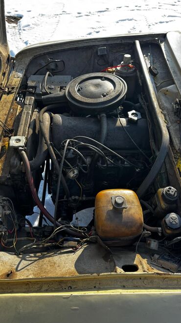 ВАЗ (ЛАДА): ВАЗ (ЛАДА) 2102: 1975 г., 1.5 л, Механика, Бензин, Универсал — 2