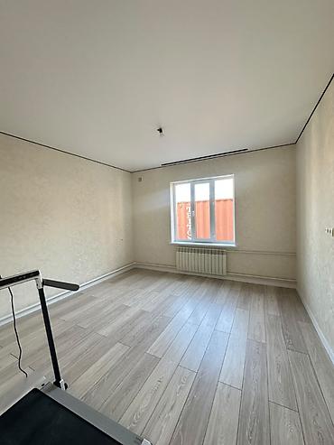 Продажа коттеджей и домов: 5 комнат, 200 м², 4 соток, Бишкек, Рухий Мурас ж/м Агентство недвижимости — 5