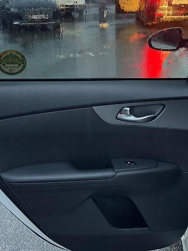 Продажа авто: Kia K3: 2021 г., Бензин, Седан — 5