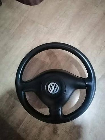 baterijski: VOLAN TROKRAKI ZA VOLKSWAGEN GOLF 4 | Volan Trokraki za Golf 4 — 1