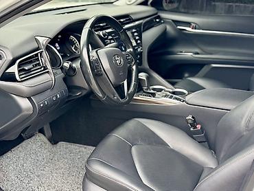 Продажа авто: Toyota Camry: 2018 г., 2.5 л, Вариатор, Гибрид, Седан — 7