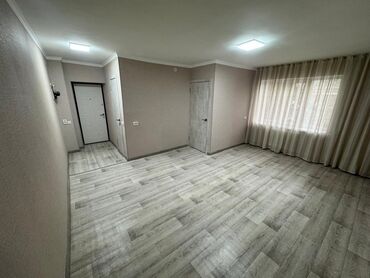 Продажа квартир: 1 комната, 35 м², Хрущевка, 1 этаж, Евроремонт