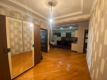 Uzunmüddətli kirayə mənzillər: 9-cu mikrorayonda Bolmart marketin yanında 17 mərtəbəli binanın 7-ci — 10