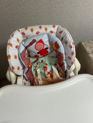 Yemək masaları, oturacaqları: Chicco yemək üçün uşaq oturacağı - Marka/model: Chicco yüksək — 1