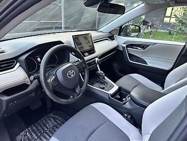 Toyota: Toyota RAV4: 2021 г., 2.5 л, Вариатор, Гибрид, Кроссовер — 4