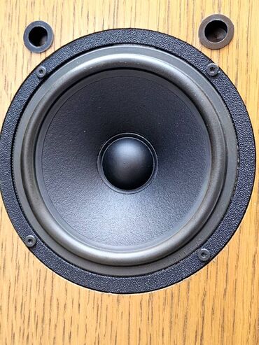 Zvučnici i stereo sistemi: I.Q (IQ) podnostojeće hi‑fi zvučne kutije – trostazni bas-refleks - — 9