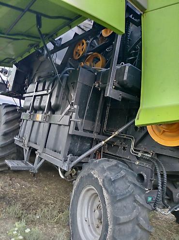 tur maşınları: Zoomlion kombayn təqdim olunur. Şəkildə ön hissədə qarğıdalı üçün — 4