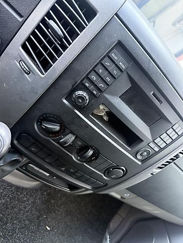 ручной клад: Mercedes-Benz Sprinter (кузов фургон, короткая/средняя база). Дизель — 9