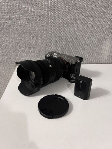 фотоаппараты бишкек: SONY A7C SIGMA 28-70 2/8F Флешка Батарейка ЦЕНА:140 сом торг есть!