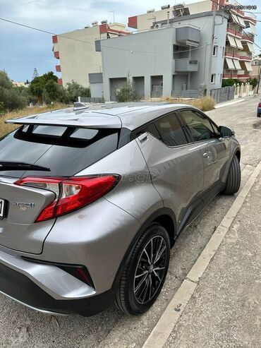 Toyota: Toyota C-HR: 1.8 l. | 2017 έ. SUV/4x4 — 11