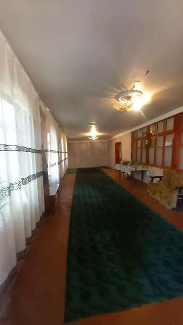 Həyət evləri və villaların satışı: 4 otaqlı, 3000 kv. m, Orta təmir — 12