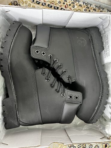 обувь на осень: Мужские ботинки, 42, Timberland, Новый, цвет - Черный, Самовывоз, Платная доставка