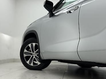 Toyota: Toyota Highlander: 2022 г., 2.5 л, Автомат, Гибрид — 14