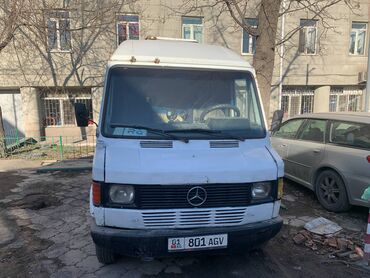 mercedesbenz spri бортовой nter: Легкий грузовик, Mercedes-Benz, Стандарт, 2 т, Б/у