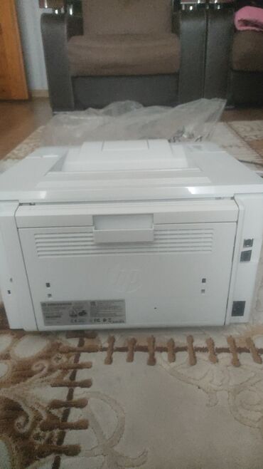 epson printer: Bu HP LaserJet Pro m203dn modelidir.Heç işlənməyin salafandadır sadəcə