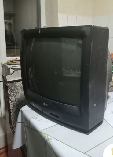 ноутбуки для офиса: Телевизор LG с ЭЛТ (кинескоп).
В рабочем состоянии