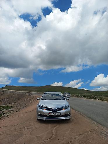 crown athlete 3 5: Toyota Corolla: 2019 г., 1.8 л, Автомат, Гибрид, Седан — 1