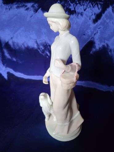 Figure: Figura, bоја - Šareno, Novo — 13