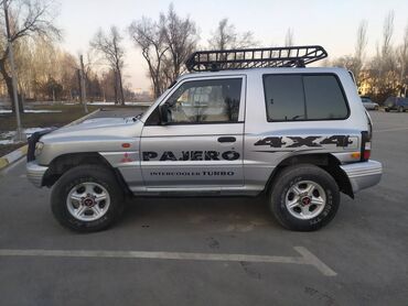 mitsubishi l200: Mitsubishi Pajero: 2003 г., 2.5 л, Механика, Дизель, Внедорожник