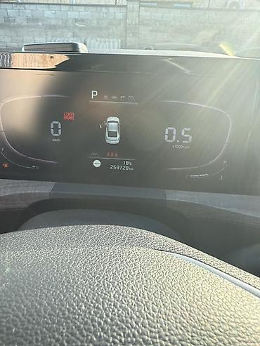юиз: Kia K8: 2021 г., 3.5 л, Автомат, Газ, Седан — 8