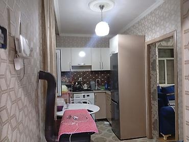 kiraye evler 4 cu mikrorayon: 2 otaqlı mənzil – mətbəx-studiya, qonaq otağı, yataq otağı və sanuzel — 8