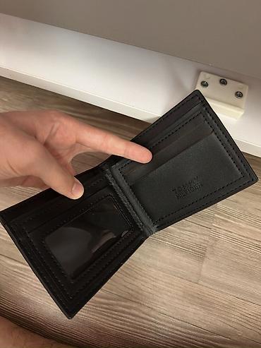 Portmone, pulqabıları: Tommy Hilfiger kişi pulqabısı - Dizayn: Qırmızı–ağ–tünd göy rəngli — 3