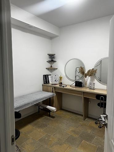 оборудование салон красоты: Сдаю Separate room: Для бровиста, Для визажиста, Для лешмейкера, 9 м², В жилом комплексе, Действующий, Частично с оборудованием — 3