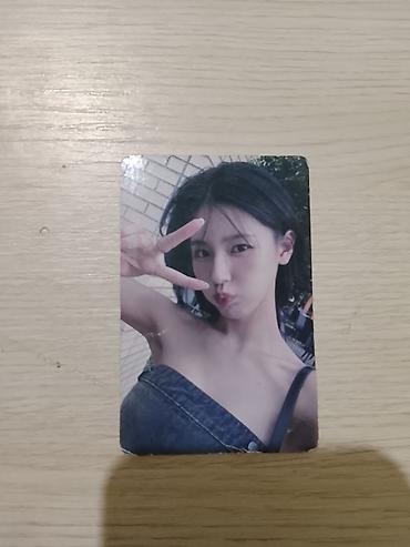 Открытки: Фотокарточки с изображениями участниц k-pop группы (несколько — 37